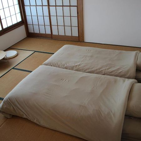 晴家 Guest House Fujikawaguchiko Eksteriør billede