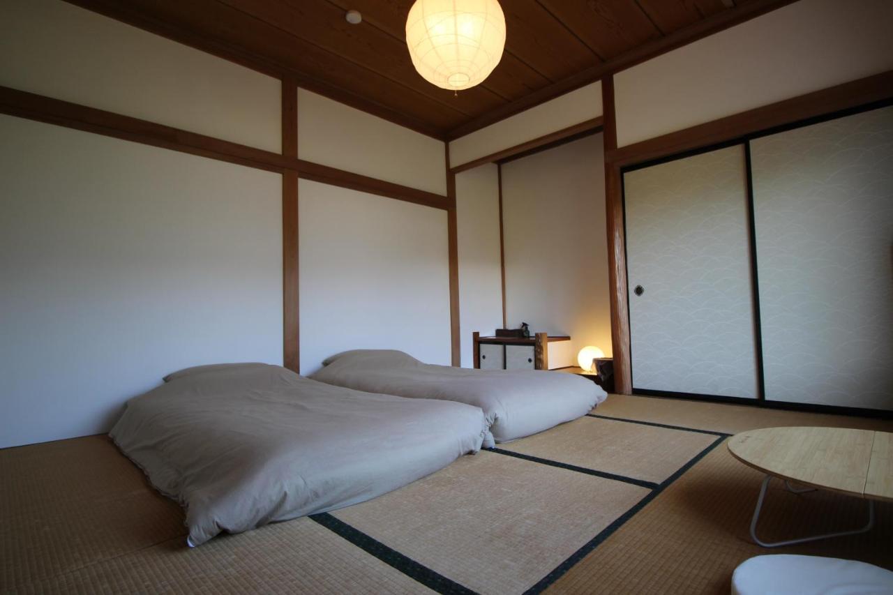 晴家 Guest House Fujikawaguchiko Eksteriør billede